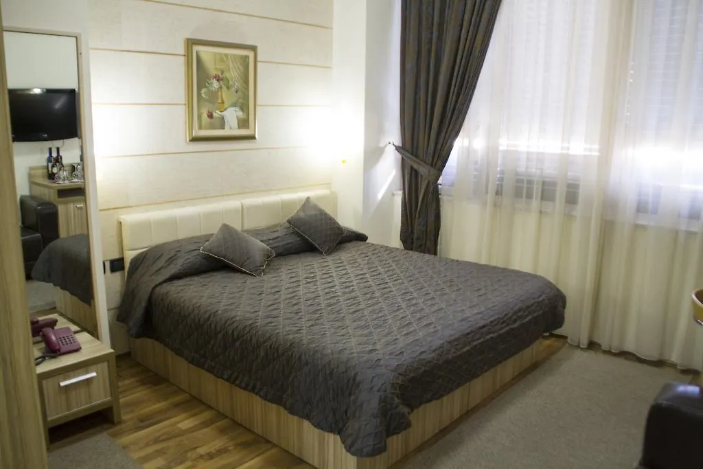 Hotel Comfort Tirana