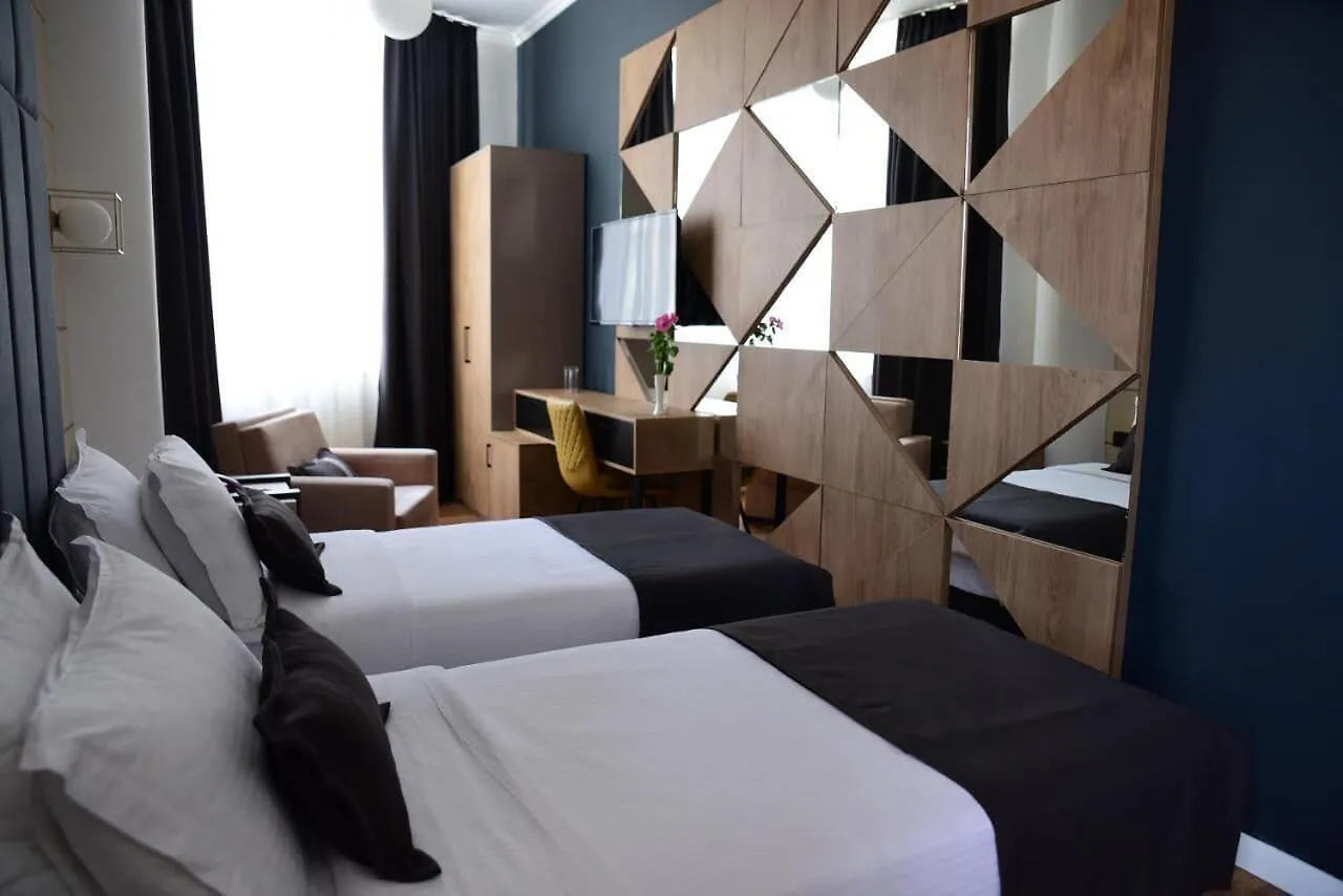 Hotel Comfort Tirana