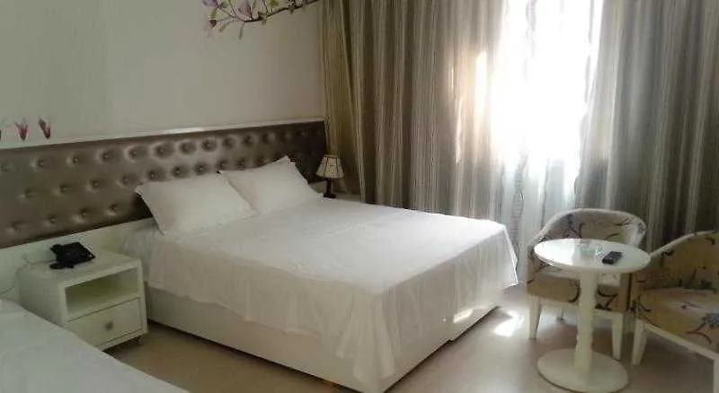 Hotel Comfort Tirana