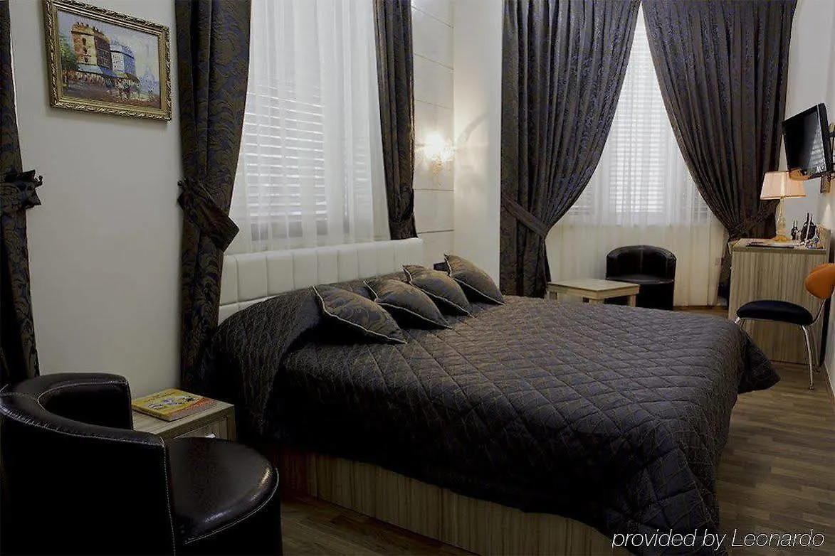 Hotel Comfort Tirana