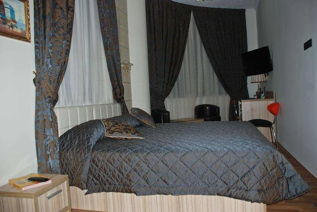 Hotel Comfort Tirana