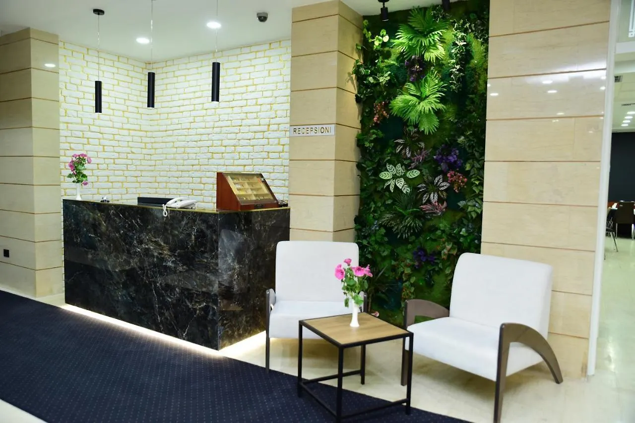 Hotel Comfort Tiran