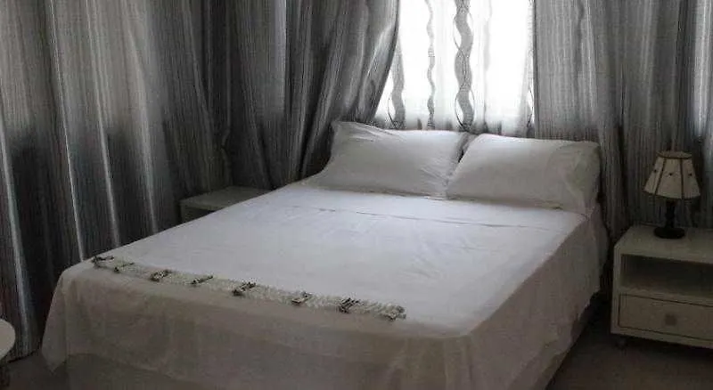 Hotel Comfort Tiran