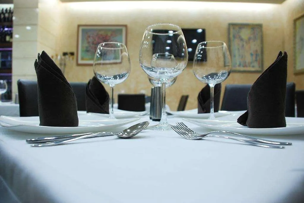 ****  Hotel Comfort Tiran Arnavutluk